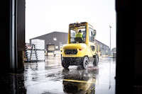 Hyster XTLG electric forklift for outdoor